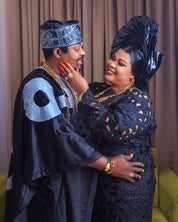 Sublime tenue lessi africaine de mariage – En coton raffiné avec foulard et pagne assortis.